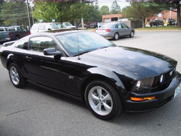Ford Mustang GT 4.6i v8 - 1