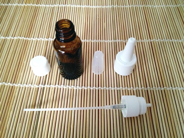 Gyógyszertárban kapható kis üveg spray