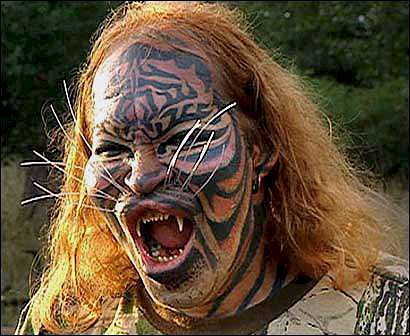 ez már több mint tetoválás ... tigrisember