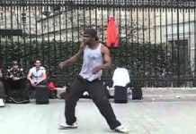 Utcai táncos Párizsban