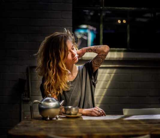 Nyaktorna gyakorlatok otthonra és irodába