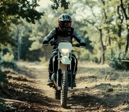 Így kerüld el a 300 ezres büntetést terepen: Offline Natura 2000 térkép motorosoknak (OsmAnd / KMZ ) Így került ez a 300 ezres büntetést terepen - letölthető KMZ fájl offline navigációhoz